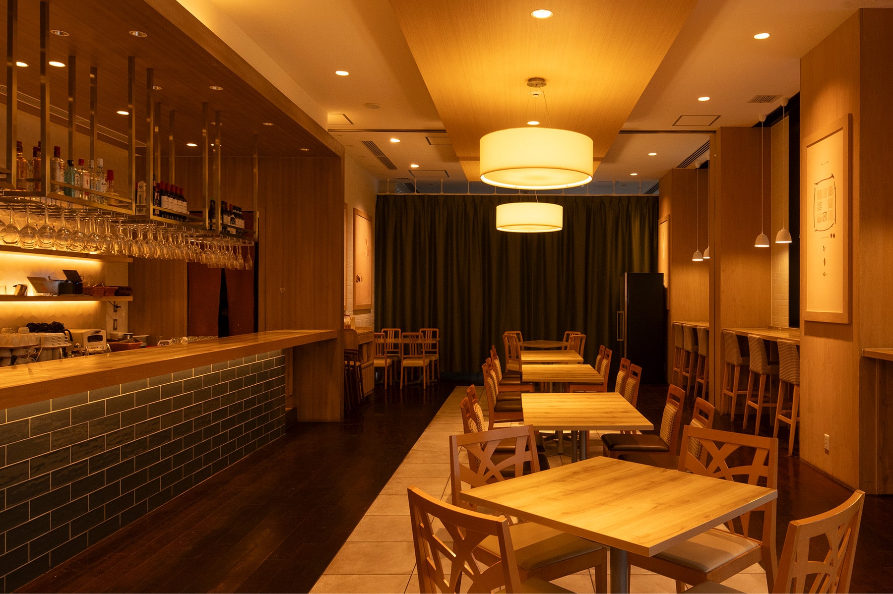 赤坂VICINOの店内02